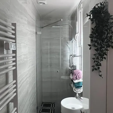 Apartment Flat 16 Near To Eiffel Tower, Roland Garros, Parc Des Princes *