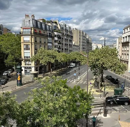 Appartamento Flat 16 Near To Eiffel Tower Parigi